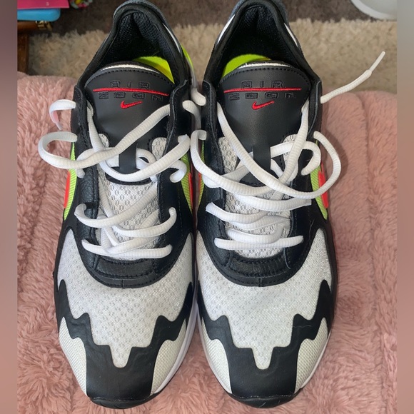 Nike sneakers - Picture 3 of 10